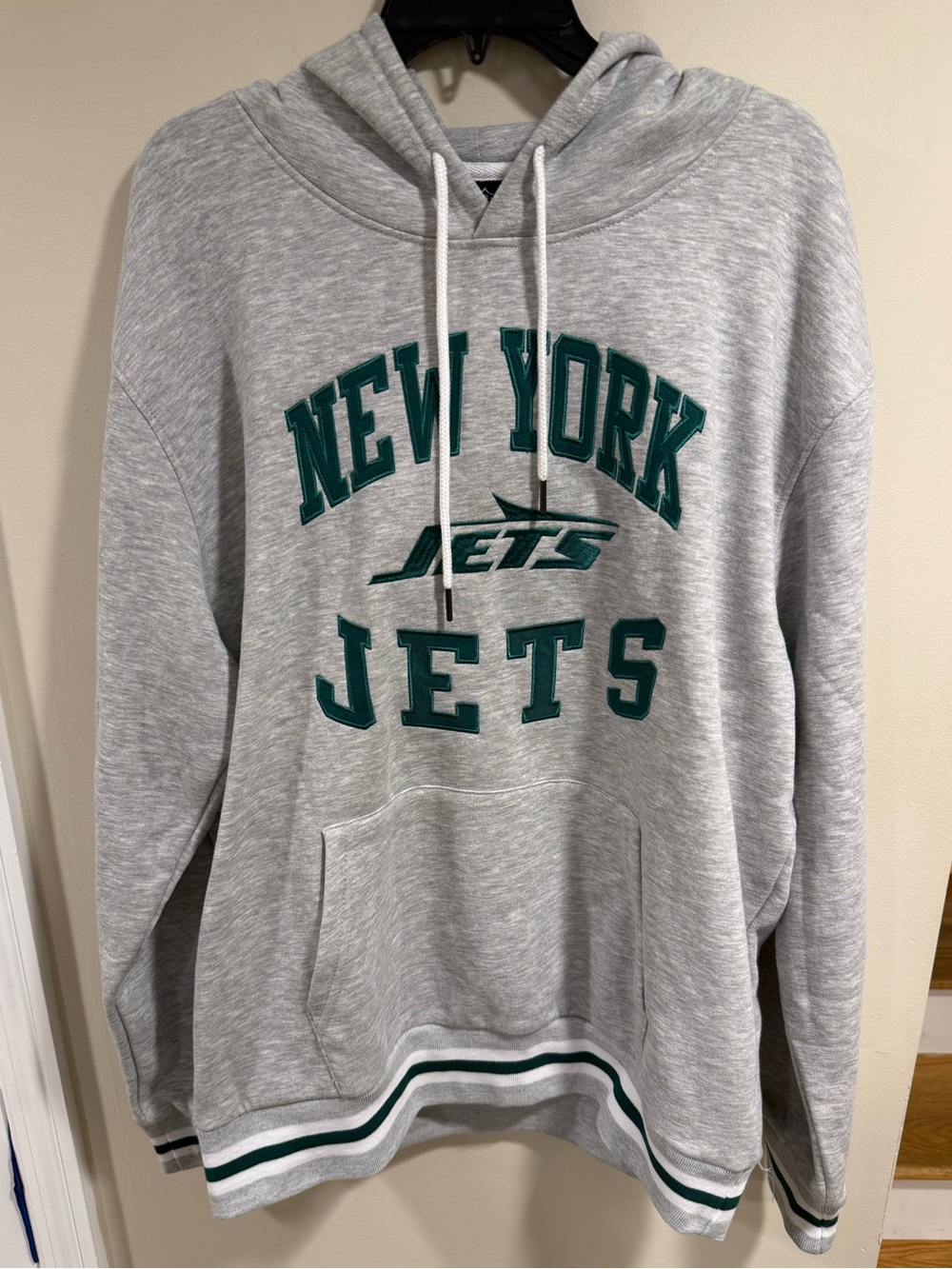 New York Jets Team Apparel Sweatshirt NWT Grey And Green SZ XL
